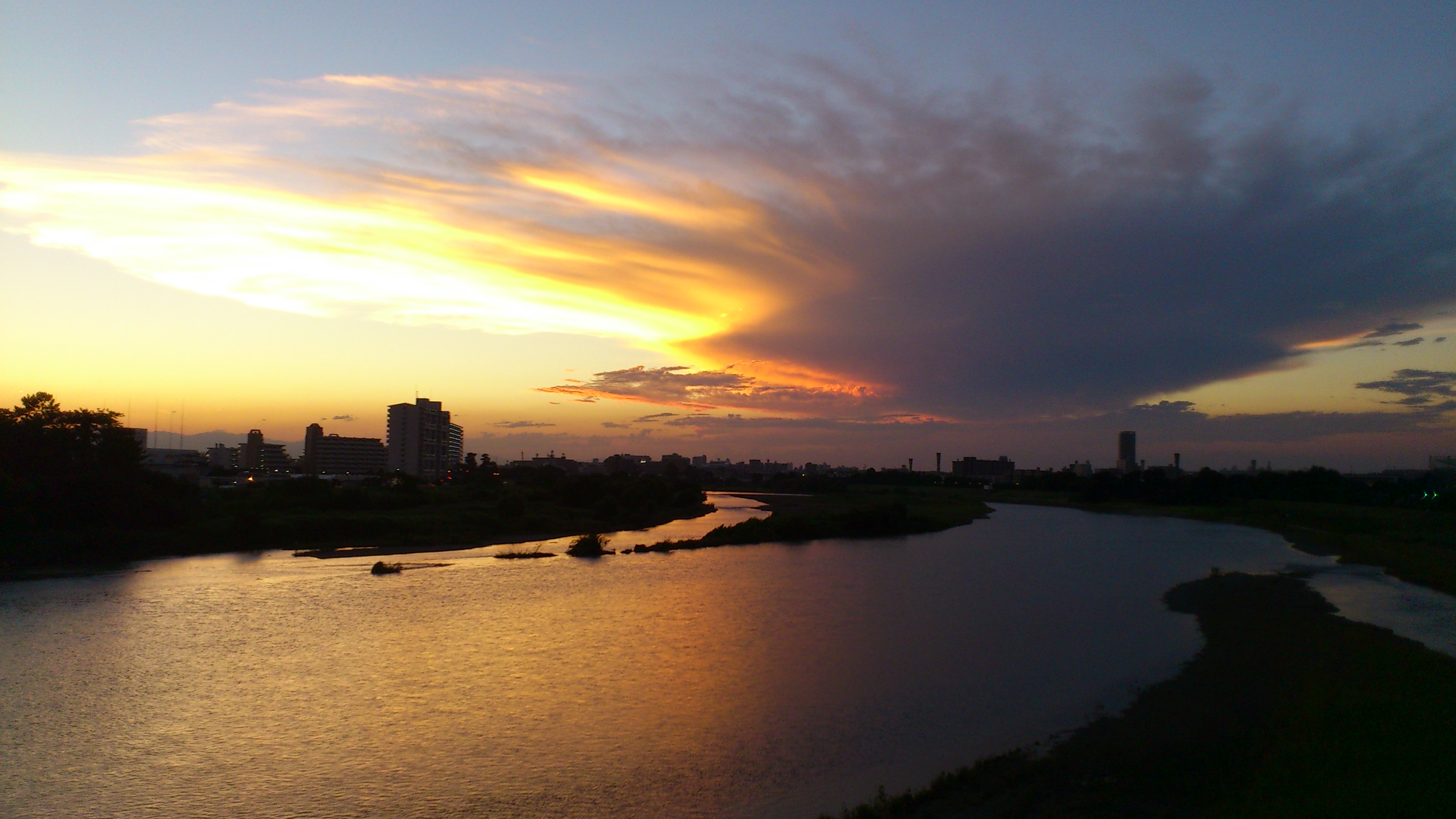 多摩水道橋の夕風情 ココシルこまえ